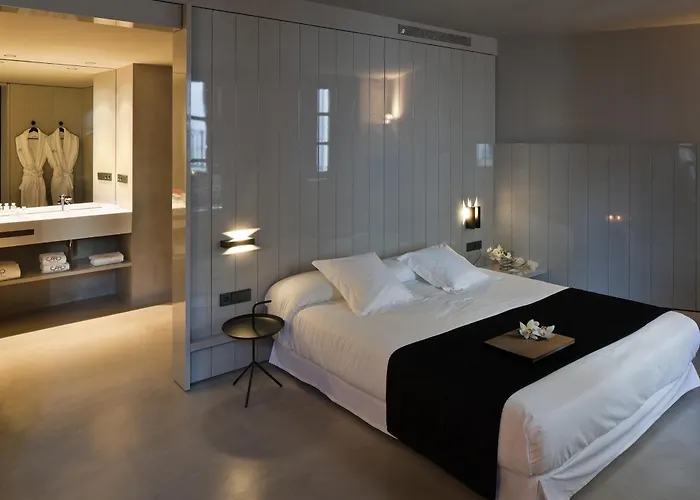 Caro Hotel